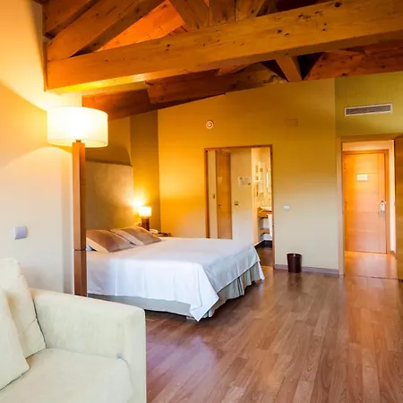 Ośrodek wypoczynkowy Arha Reserva Del Saja 4*