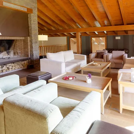 Ośrodek wypoczynkowy Arha Reserva Del Saja 4*